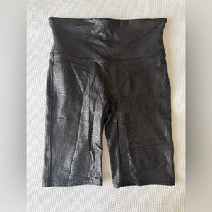SPANX Black Snake Skin Pattern Bike Short Size M